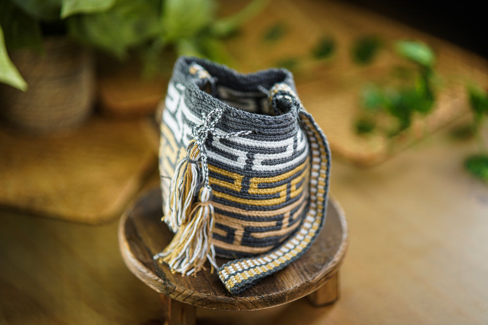 Handmade Wayuu Bag with Geometric Design