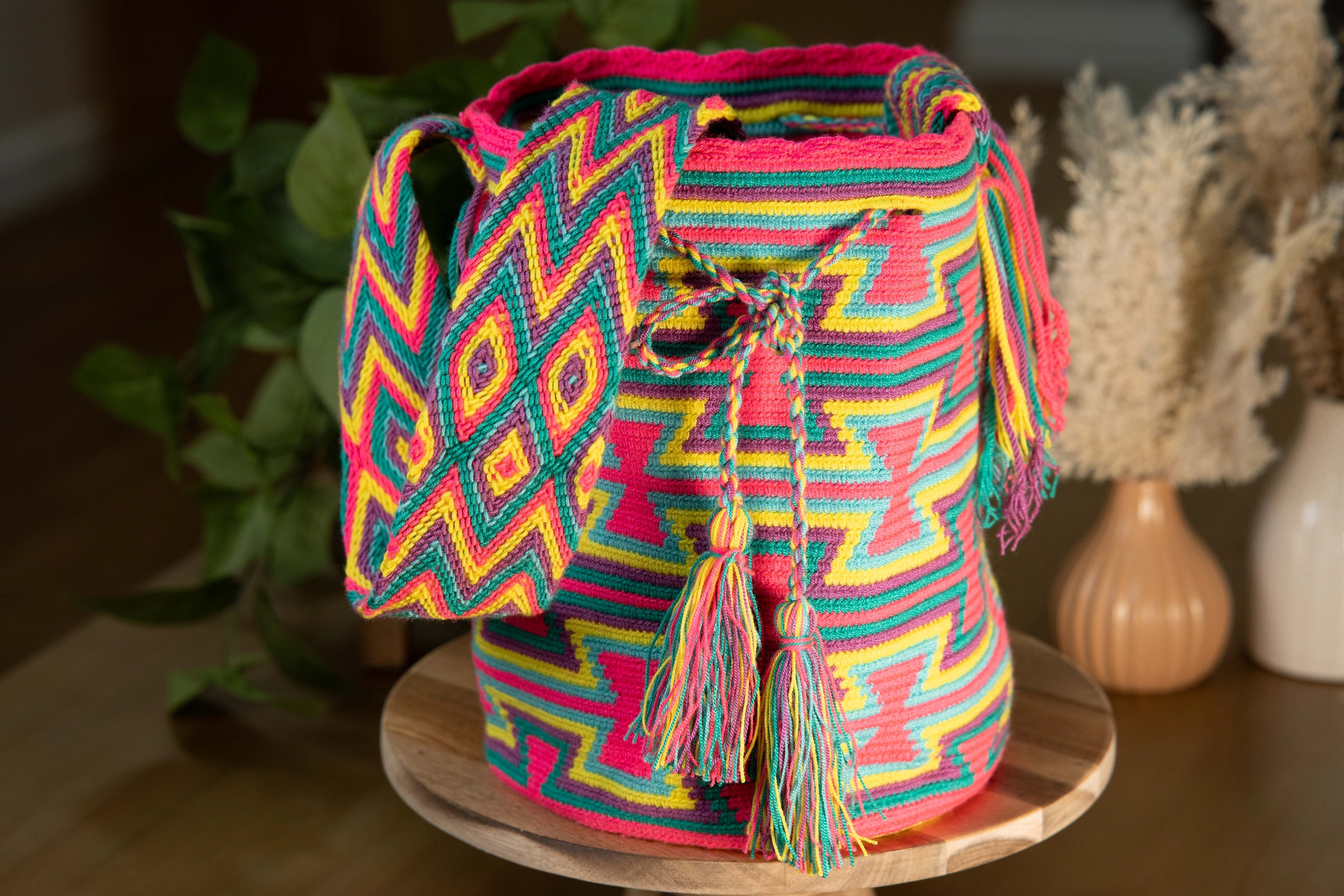 HANDMADE WAYUU COLOMBIAN BAG - LARGE #018