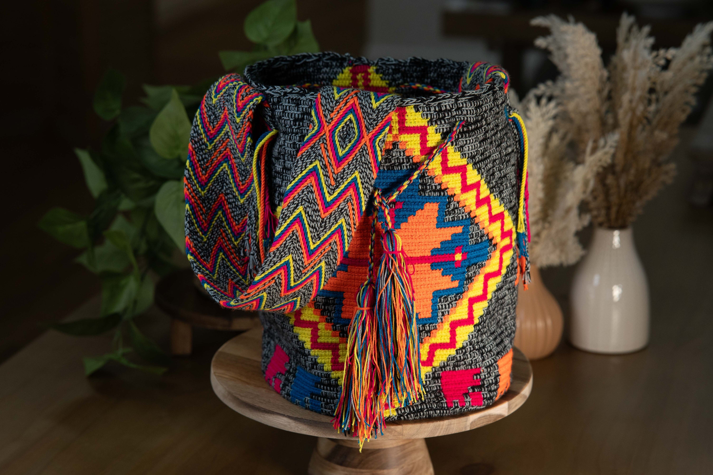 HANDMADE WAYUU COLOMBIAN BAG - LARGE #021