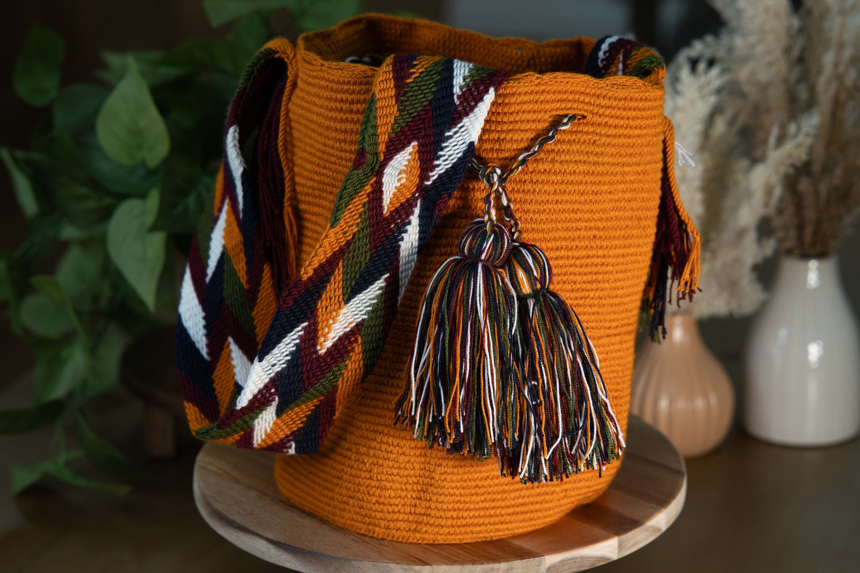 HANDMADE WAYUU COLOMBIAN BAG - LARGE #024