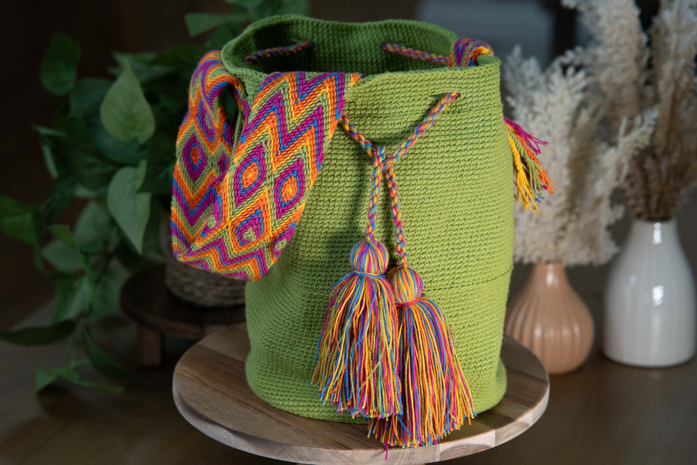 HANDMADE WAYUU COLOMBIAN BAG - LARGE #026