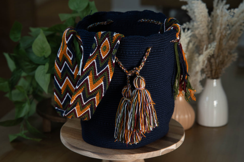 HANDMADE WAYUU COLOMBIAN BAG - LARGE #030