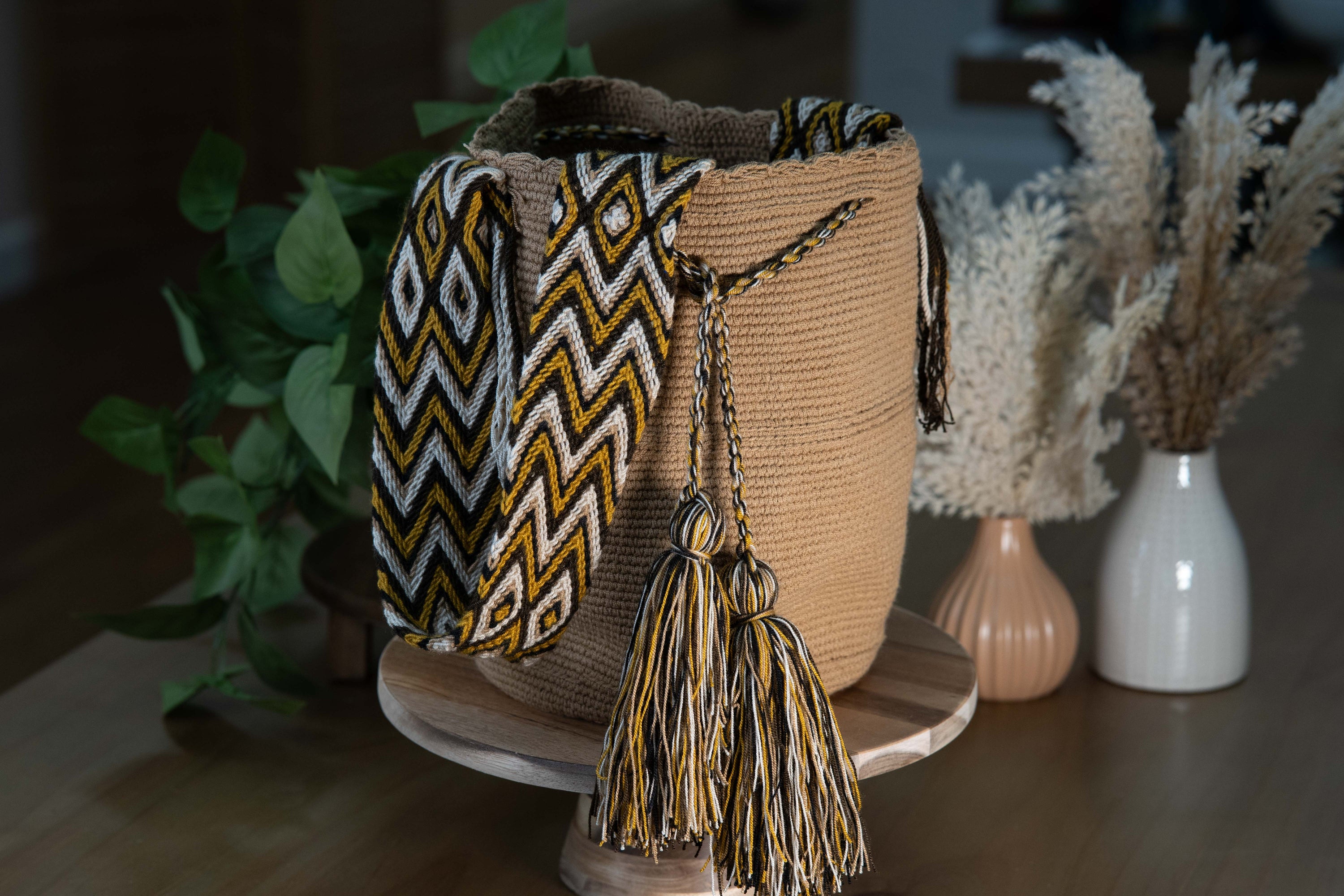 HANDMADE WAYUU COLOMBIAN BAG - LARGE #033