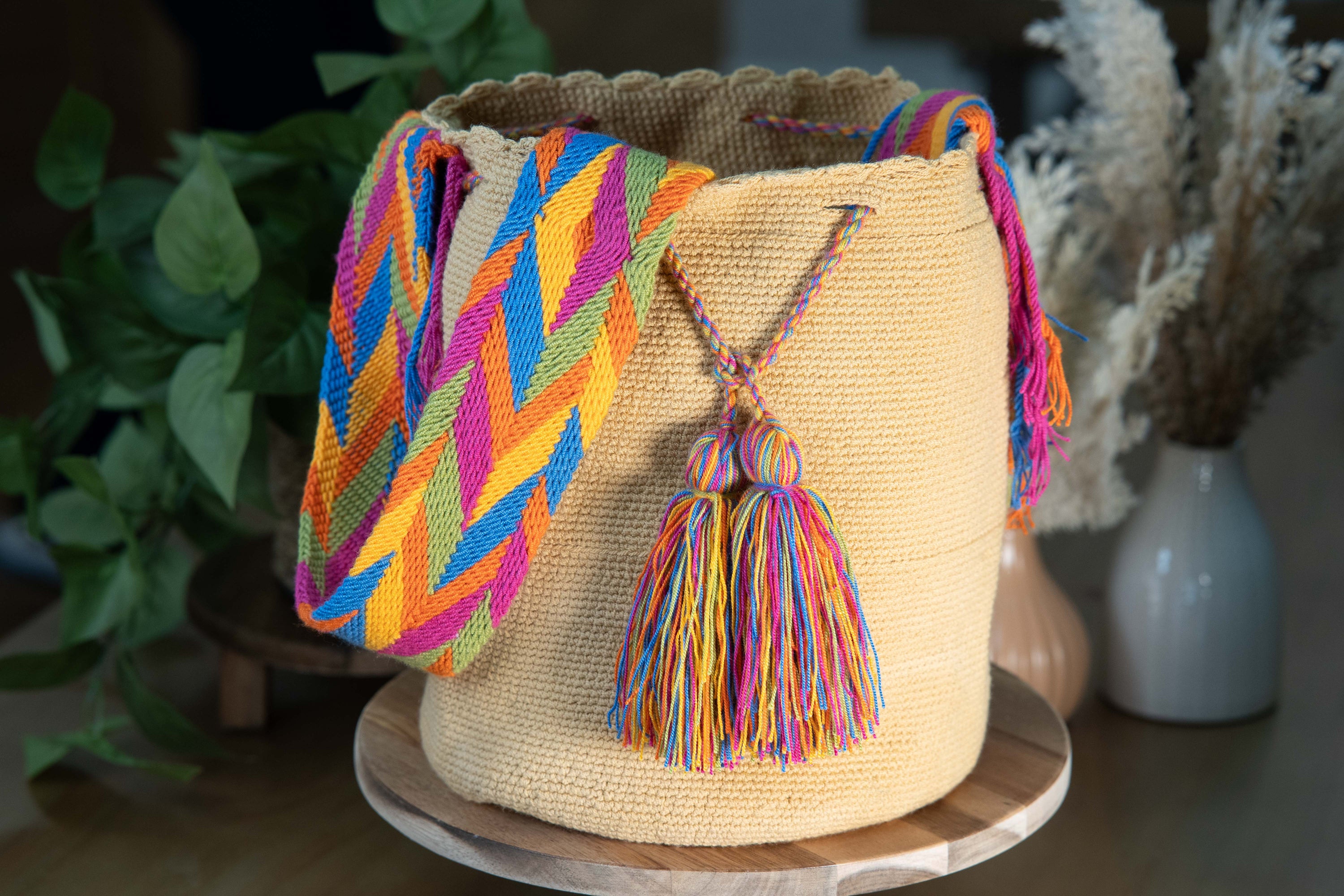 HANDMADE WAYUU COLOMBIAN BAG - LARGE #042