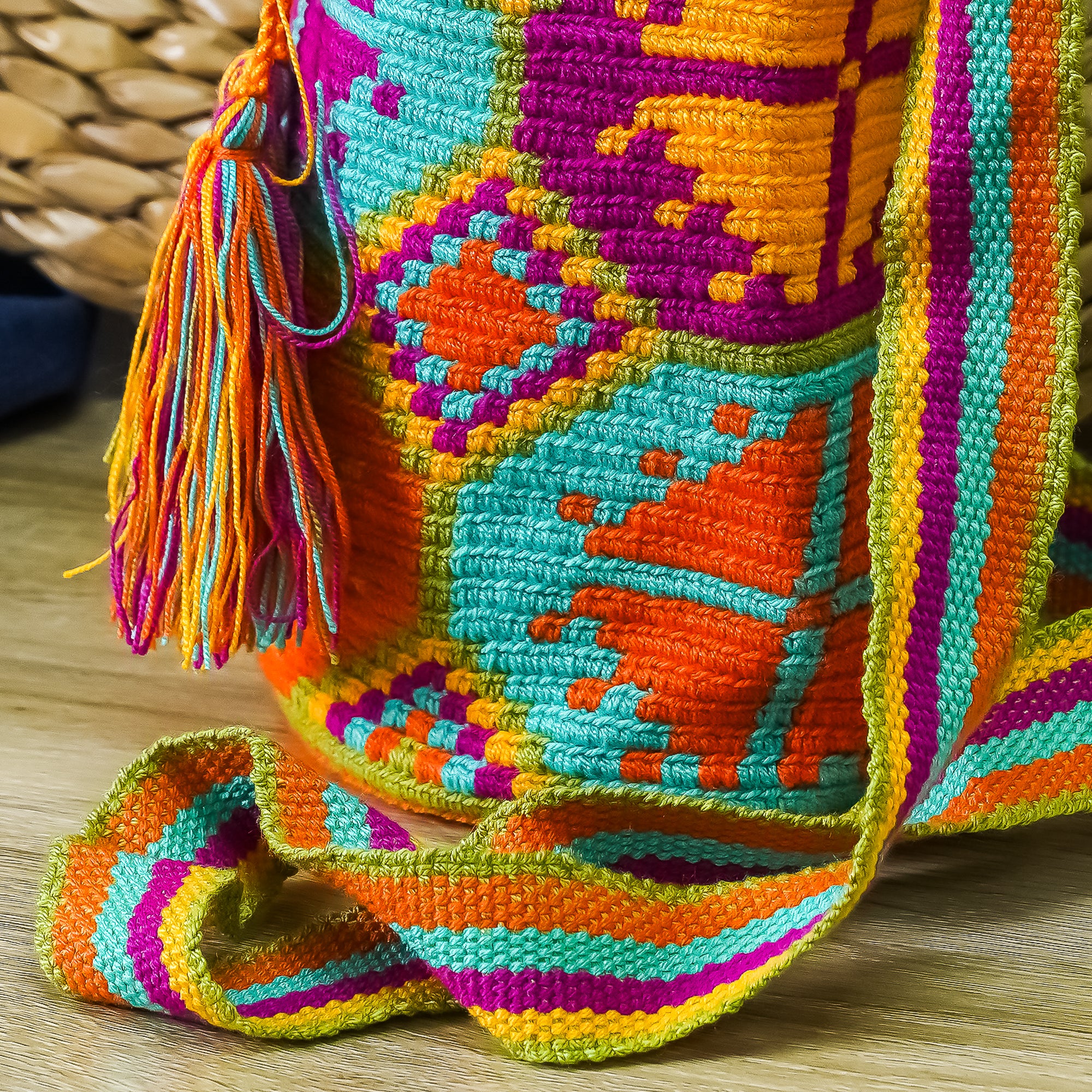 Colombian Handmade Bag (Wayuu - Model #9)